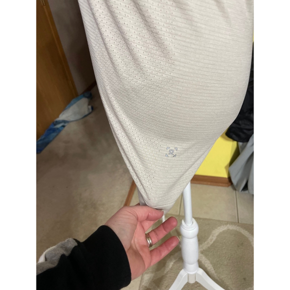 Women's Lululemon Tank Top, Size S, Beige - Picture 4 of 4